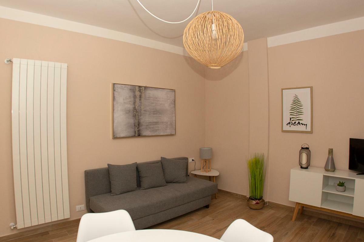 Appartement CasaLou' à Sarzana Extérieur photo