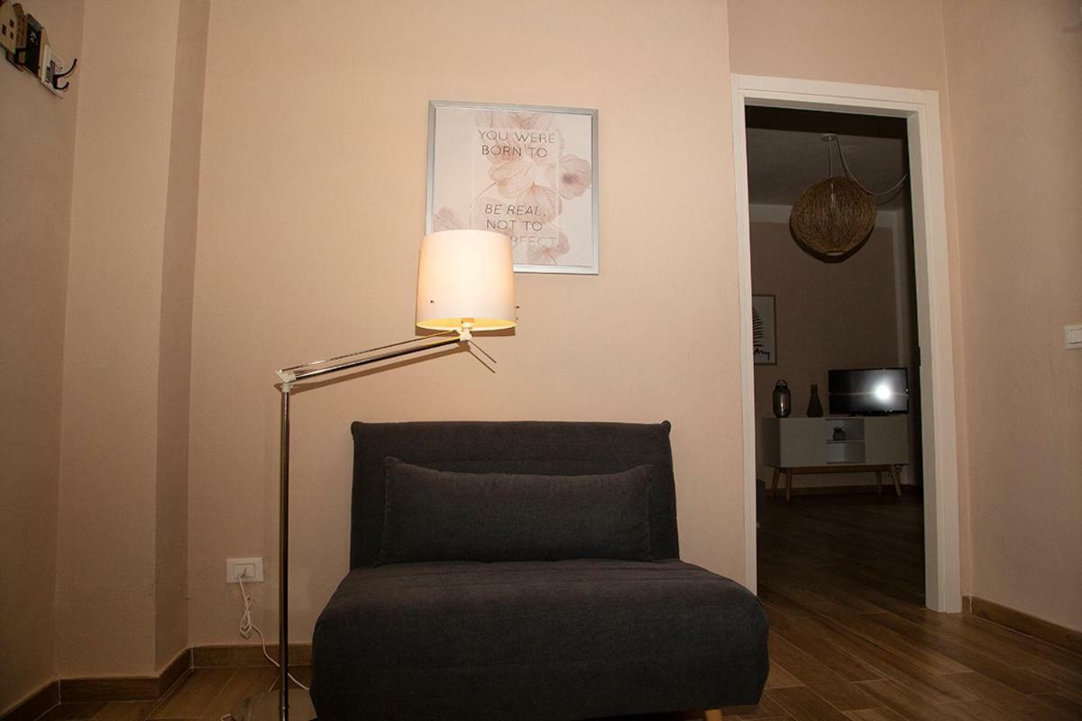 Appartement CasaLou' à Sarzana Extérieur photo