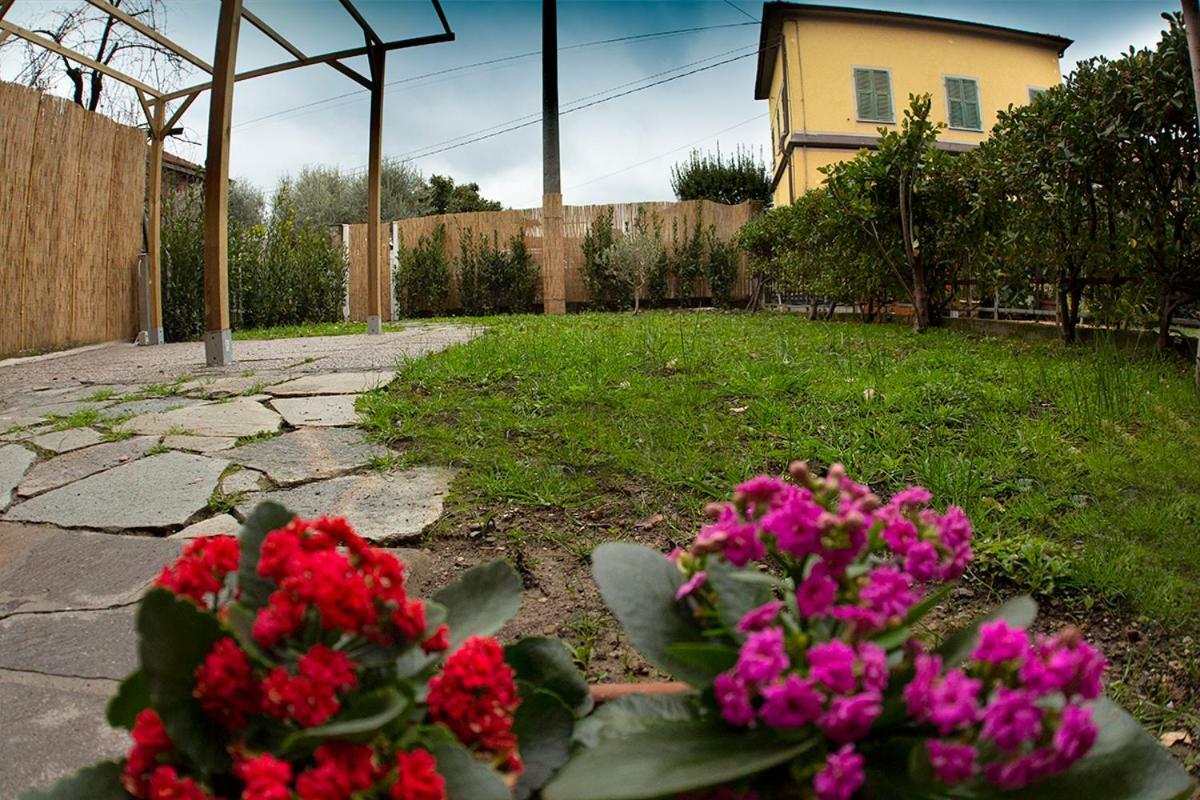 Appartement CasaLou' à Sarzana Extérieur photo